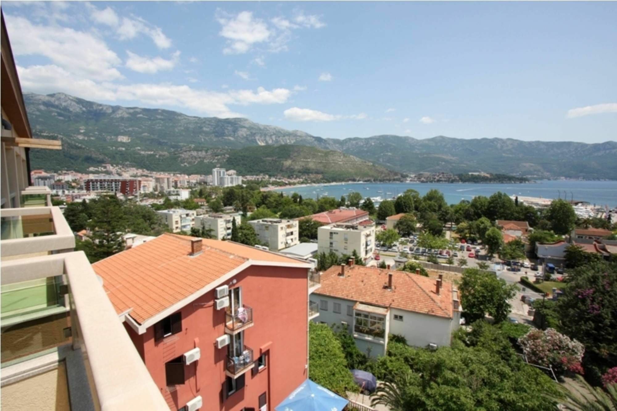 The Old Town Terrace Apartments Budva Bagian luar foto